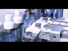 Plastikowe butelki szamponu