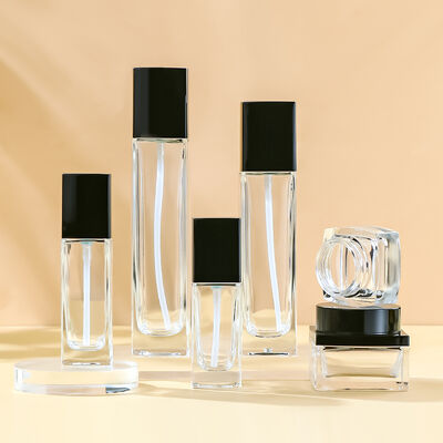 Zestaw szklanych butli kosmetycznych o odporności na wycieki, przyjaznych dla środowiska i dostosowywalnych do potrzeb użytkownika