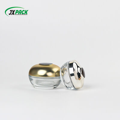 Luksusowy słoik ze szklanym kremem z elektroplacowaną złotą pokrywą